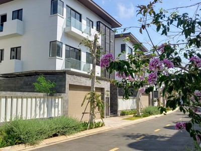 Biệt thự song lập la vida vũng tàu lỗ 900 triệu. giá chỉ bán trong tháng 6 1