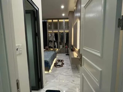 Bán nhà đẹp, khu vip quận 5-hxh quay đầu  3.75x13 4tầng, hoàn công đủ, chỉ 12.6tỷ 2