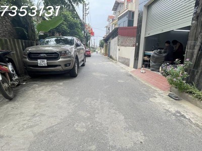 Cực đẹp bán đất xuân canh- sát vinhomes global gate 80m2 - đường rộng thông ô tô thoải mái 2