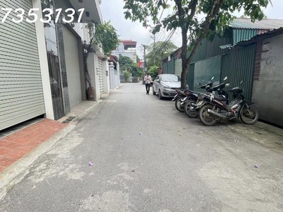 Cực đẹp bán đất xuân canh- sát vinhomes global gate 80m2 - đường rộng thông ô tô thoải mái 1