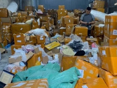 Cần Tuyển Nhân Viên Đóng Gói Cho Cửa Hàng Mỹ Phẩm       GỌI 0869746355 0