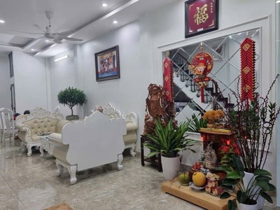 Phương mai - đống đa - ô tô đỗ cửa - nội thất- kinh doanh- văn phòng- hơn 9 tỷ 3