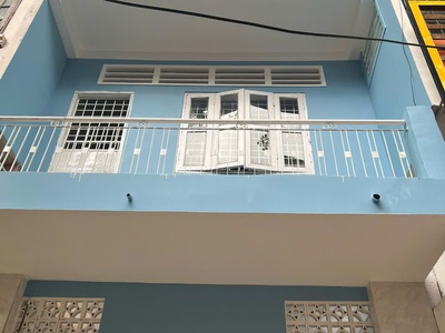 Cho thuê nhà trung tâm mặt tiền đường ngô quyền, phường 6, quận 10 0
