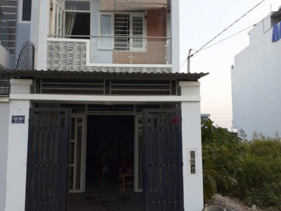 Nhà sổ riêng ngay trung tâm TP Tân Uyên gần chợ Uyên Hưng 0