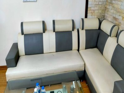 Chính chủ cần cho thuê căn hộ chung cư p.206 tại 133 đường nguyễn văn cừ 4