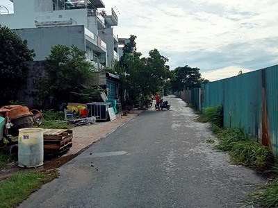 Lô đất khu tái đinh cư cây dầu hoàng hữu nam DT 105m vị trí đẹp 0