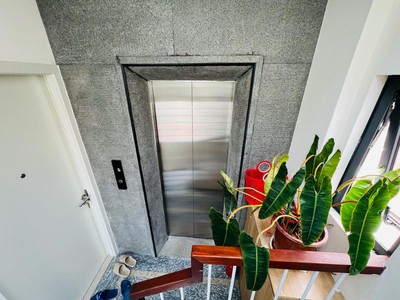 Bán nhà mặt hồ linh quang,mt 7m,7 tầng thang máy,vỉa hè rộng,nhỉnh 24ty / 42m2 4