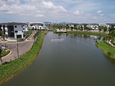 Nhà phố la vida 5m x 17,3m view trực diện hồ. giỏ hàng ngoại giao 0