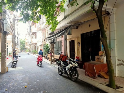 Hàng hiếm bán phân lô đường hồ tùng mậu 30m 4 tầng lô góc, vỉa hè nhỉnh 8 tỷ 2