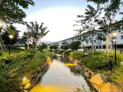 Nhà phố la vida 5m x 17,3m view trực diện hồ. giỏ hàng ngoại giao 1