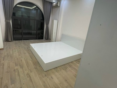 Nhà tập thể bách khoa - 3 ngủ, 2 wc 80m2 - 3 tỷ 0