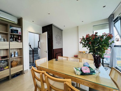 Mặt hồ linh quang - 7 tầng thang máy - view vườn hoa   hồ - 2 vỉa hè - mặt tiền khủng 2