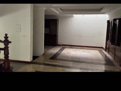 Cho thuê biệt thự mp kinh doanh đỉnh phố lạc long quân, tây hồ 202m - 4tầng - mt 8m- giá 130tr 1