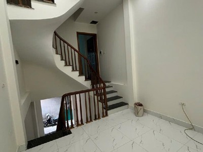 Cần bán gấp căn nhà ngô quyền-hà đông nhà phân lô chắc chán-dt: 35m-giá 6,6 tỷ. 0