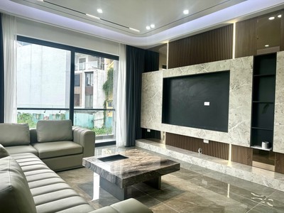 Bán nhà phân lô phố hồng tiến,lô góc, kd đỉnh, 55m2, 7 tầng thang máy,gara ôtô, gía 12,5 tỷ 1