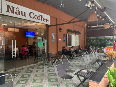 Quận 11 , quán đẹp mt đường đông   chính chủ cần sang quán cafe, mb đẹp ngang 16m x 12m, tel : 1