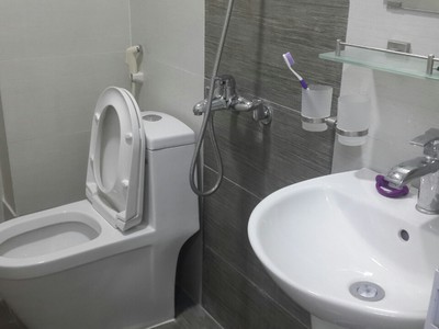 Cho thuê phòng ở 30m2, tầng 6, thoáng mát, Nguyễn Khánh Toàn, Cầu Giấy, Hà Nội, giá 4,5 trđ/tháng, 5