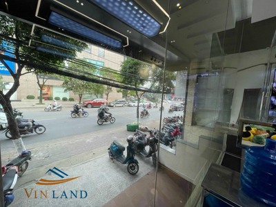 Cho thuê mặt bằng kinh doanh gần Vincom Plaza 0