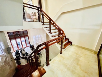 Siêu phẩm ba đình - nhà đẹp ở ngay - kinh doanh đỉnh cao - ôtô đỗ cửa - 52m 6 tầng mt 3.9m- giá 19tỷ 1