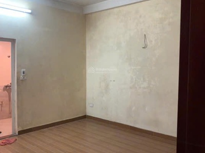 Cho thuê phòng tầng 2 nhà riêng tại long biên, hà nội 1