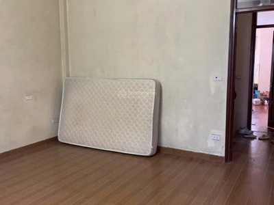 Cho thuê phòng tầng 2 nhà riêng tại long biên, hà nội 0