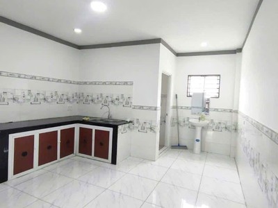 Nhà shr 82m2, hxh, sân oto, thuận giao, thuận an, bd, giá chỉ 2,65 tỷ thương lượng. 4