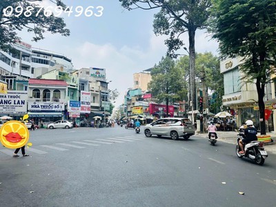 Quận 10 - mặt tiền phố kinh doanh nội thất ngô gia tự. nhà 2 mặt tiền, ngang 4.2m. nhà 5 tầng. diện 3