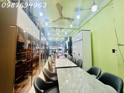 Quận 10 - mặt tiền phố kinh doanh nội thất ngô gia tự. nhà 2 mặt tiền, ngang 4.2m. nhà 5 tầng. diện 1