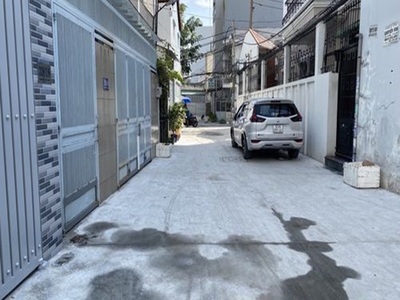 Bán nhà hxh kinh doanh cmt8, p5, tân bình, 64m2, 2 tầng, cách mt 40m. 3