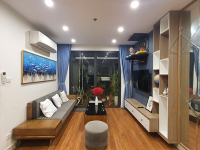 Căn hộ chung cư 2N2W 55 mét vuông full đồ đẹp giá 3.3 tỷ khu S2 tại Vinhomes Smart City 2