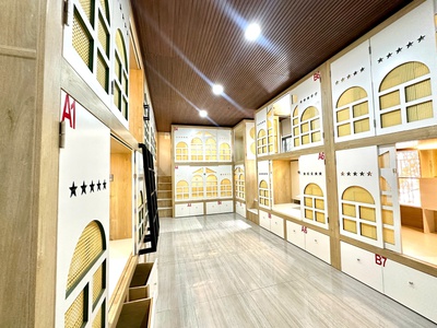 Khai trương sleepbox cho nữ, đẹp, có hồ bơi, bao toàn bộ chi phí 1