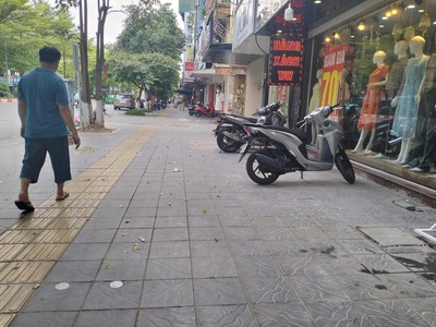 Bán nhà-toà văn phòng, kd đỉnh,phố trần thái tông,cầu giấy,dt 130m x mt rộng 8m x 8 tầng-70 tỷ tl 3