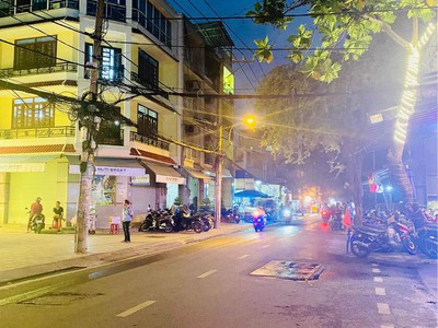 Hai mặt tiền kinh doanh ngay lê trọng tấn - 3 tầng btct - 125m nở hậu nhỉnh 13 tỷ 2