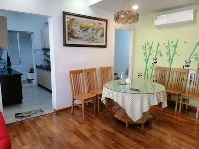Cần cho thuê căn nhà chất lượng cao 3pn, 3wc, nhà đẹp đủ nội thất tại ehome 3 tây thành phố sài 1