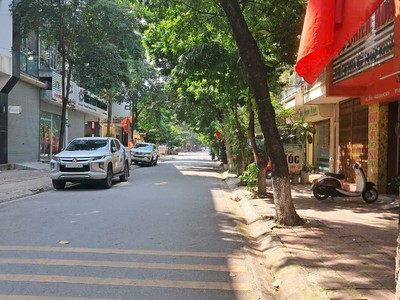 Bán nhà đất tại phố ngô quang bích phường bồ xuyên ,tặng hết nội thất khi khách mua nhà 0