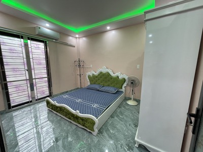 Cho thuê nhà lô góc Văn Cao, 5 p.ngủ full nội thất. 2