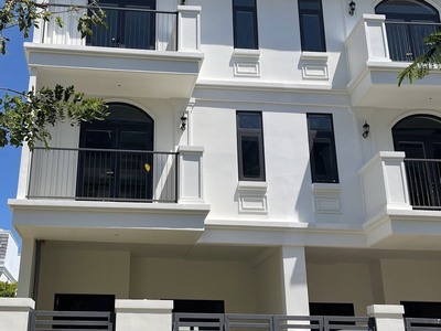 Nhà phố la vida vũng tàu 4tỷ7  bao hết thuế phí và 5 sổ 3