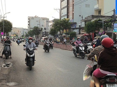 Bán nhà nát 4x20 huỳnh tấn phát hxh kêu gọi  đầu tư tân phú quận 7 1