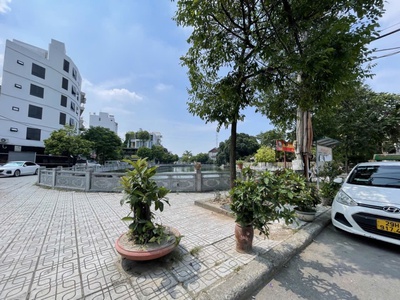 Chính chủ cần bán nhanh manh đất măt chợ đức diễn 70m ,mt4m đường trươc nhà 3 oto tránh đối 1