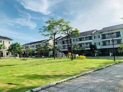 Duy nhất 1 căn 3 tầng, đối diện công viên trung tâm Centa Cit Vsip Từ Sơn giá hấp dẫn 0