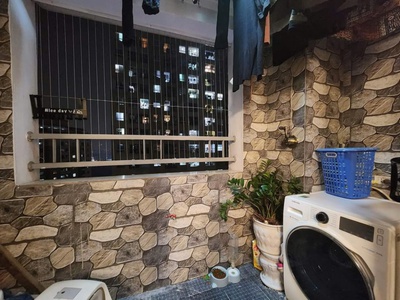 Chính chủ bán gấp căn hộ 2 ngủ 2 wc75m2 tại tòa BMM Xa La,Hà Đông. 3