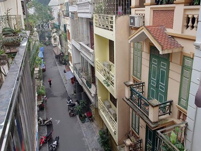 Bán nhà Tập thể Quân Đội Lý Nam Đế sd 90m2 3 ngủ 2WC, dân trí cao an ninh tốt, 3 mặt thoáng, nhà đẹp 6