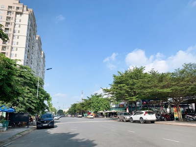Bán nền 7m x 22m đường 16m KDC Gia Hòa Quận 9, giá bán chính chủ chỉ 95 triệu/m2. 0