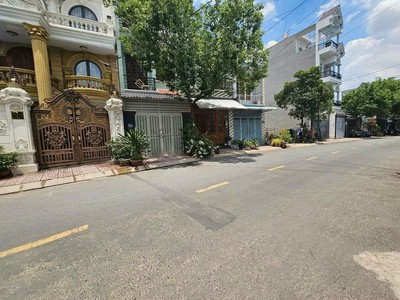 Bán biệt thư mặt tiền 4 lầu 7x24m giá 17,5 tỷ tl, tân chánh hiệp 4, q12 0