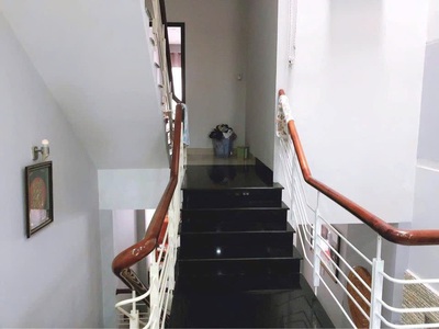 Cần bán nhà thái thị bôi, s xây dựng 74,6 m , s sd 271,8 m . 3