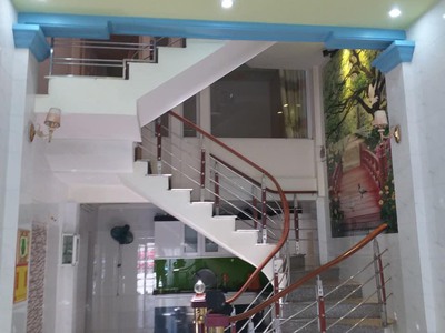 Cho thuê Siêu phẩm mới đẹp 3,5 tầng tại Kiều Sơn - Văn Cao, oto đỗ cửa 0
