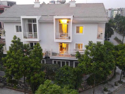 Biệt thự limited - phiên bản vua chúa - vỉa hè - lô góc - 2 mặt tiền tại phường vạn phúc 0