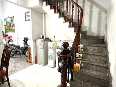 Nhà sc dt lớn 65m2 gần miếu ông cù, p.bình chuẩn, thuận an. giá chỉ 1ty250 thương lượng 3