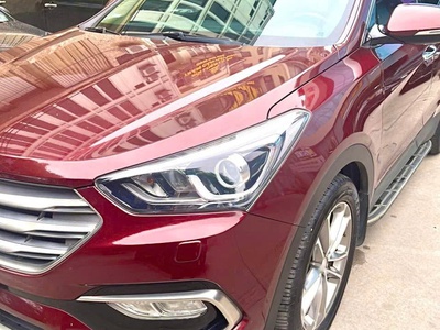 Cần bán xe santafe dầu cao cấp 2018 - xe nữ đi chủ yếu trong hà nội 0