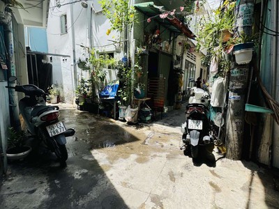 Bán nhà c4 đường hoàng văn thụ,p9,phú nhuận,50m2,ngang 4.2m chỉ nhỉnh 4 tỷ. 1